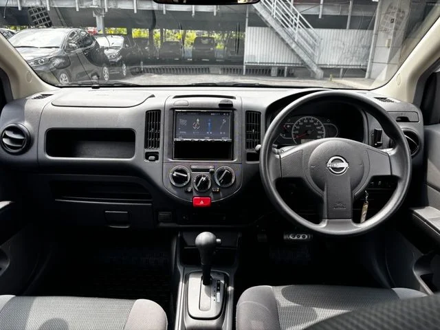 Nissan AD VE photo 2