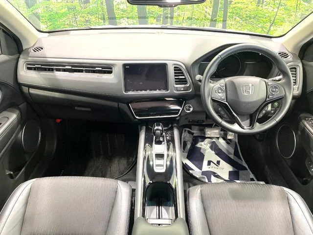 Honda VEZEL HYBRID Z　ホンダセンシング photo 2