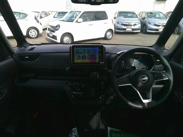 Nissan ROOX ハイウェイスターX　プロパイロットEd photo 2
