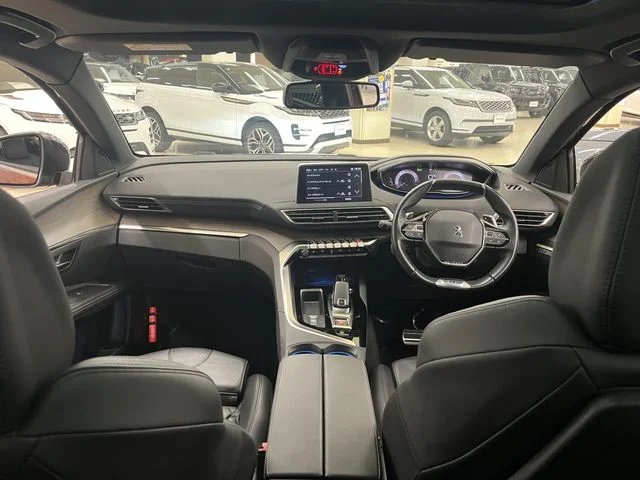 Peugeot PEUGEOT 5008 GT　ブルーHDi photo 2