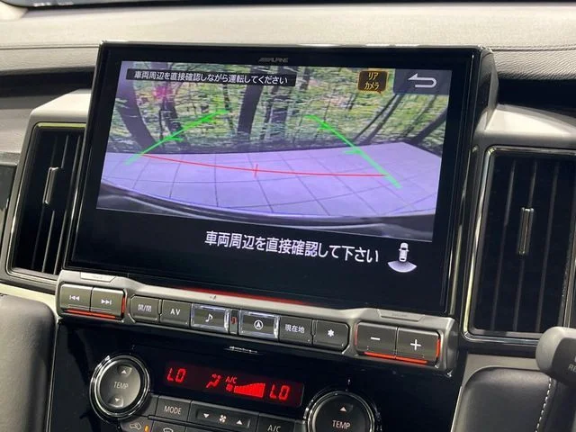 Mitsubishi DELICA D:5 4WD シャモニー photo 4