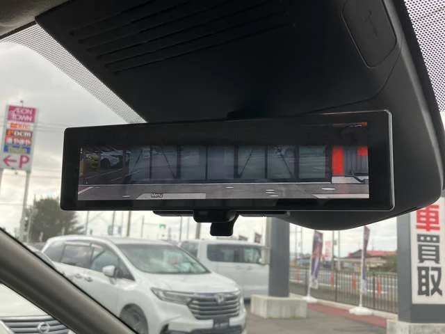 Nissan SERENA WG e−POWER　ハイウェイスター　V photo 3