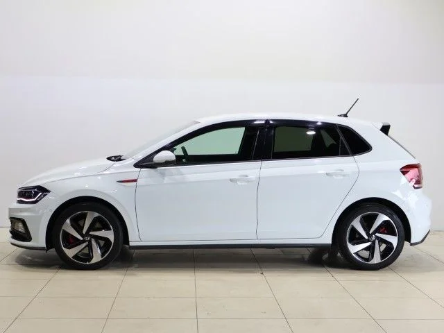 Volkswagen VOLKSWAGEN POLO GTI ベースグレード photo 3