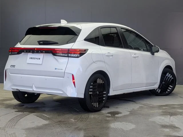 Nissan AURA G　レザーエディション photo 2