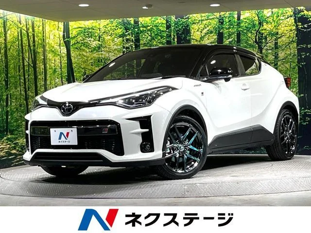 Toyota C-HR S　ハイブリッド　GR　スポーツ 2020