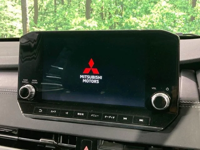 Mitsubishi OUTLANDER PHEV G photo 3