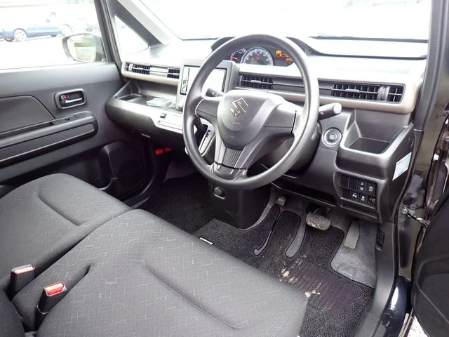 Suzuki WAGON R ハイブリッド　FX photo 2