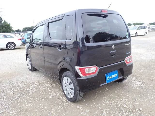 Suzuki WAGON R ハイブリッド　FX photo 3