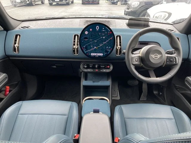 Bmw MINI COUNTRYMAN D photo 2