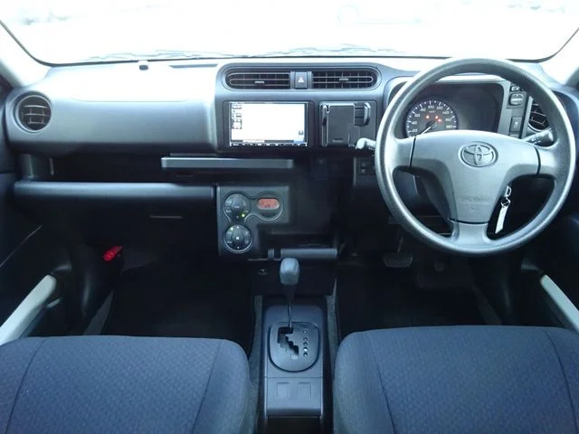 Toyota PROBOX van HYBRID GL photo 2