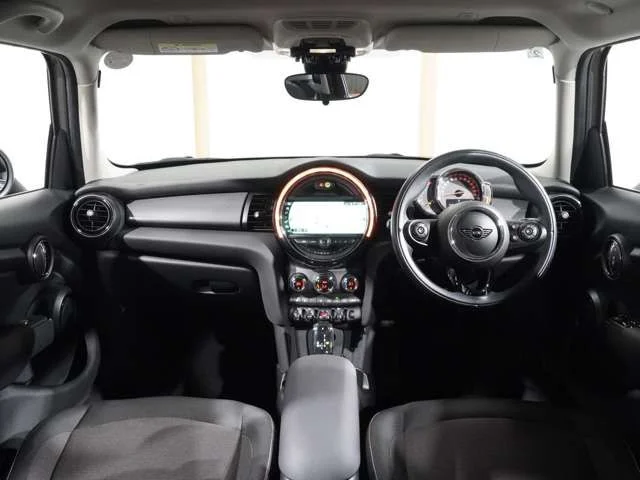 Bmw MINI COOPER 5DOOR ベースグレード photo 3