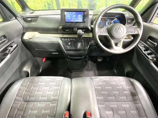 Mitsubishi DELICA MINI G photo 2