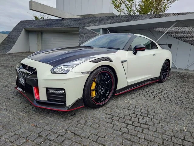 Nissan GT-R ニスモ　スペシャルエディション photo 2