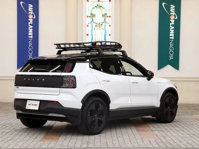 Volvo VOLVO EX30 CROSS COUNTRY ウルトラ　ツインモーター　パフォーマンス photo 3