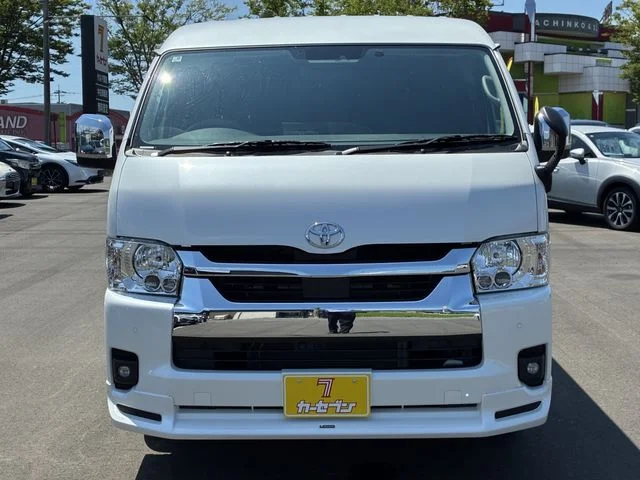 Toyota HIACE wagon 4WD ワイド　GL　ロング　ミドルルーフ photo 4