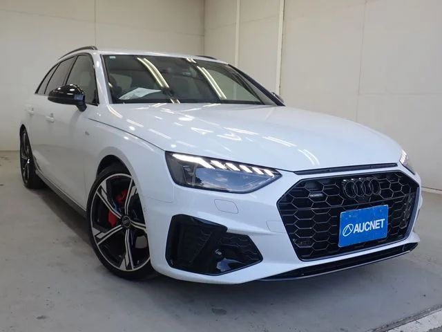 Audi AUDI A4 AVANT Sライン　コンペティションプラス 2023