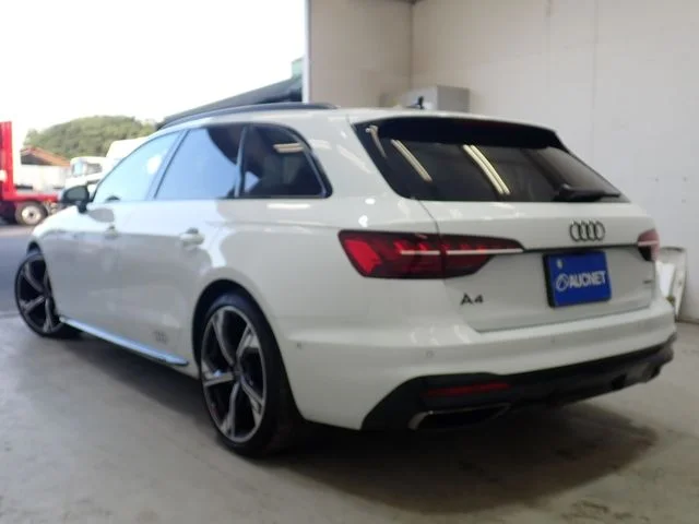 Audi AUDI A4 AVANT Sライン　コンペティションプラス photo 3
