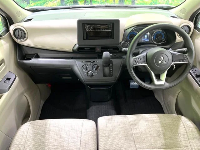 Mitsubishi eK WAGON M photo 3