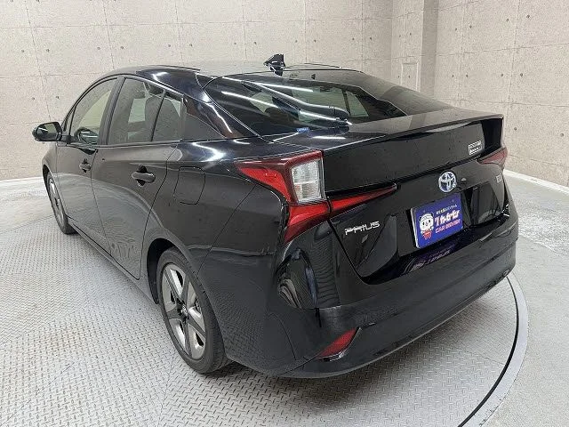 Toyota PRIUS S　ツーリングセレクション photo 3