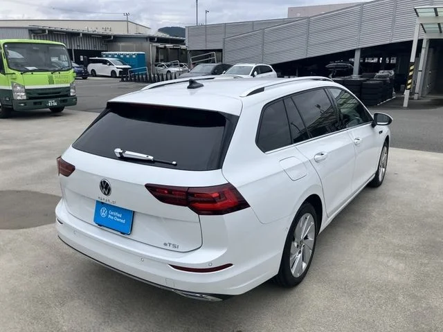 Volkswagen VOLKSWAGEN GOLF VARIANT eTSI　スタイル　プラチナム　Ed photo 3