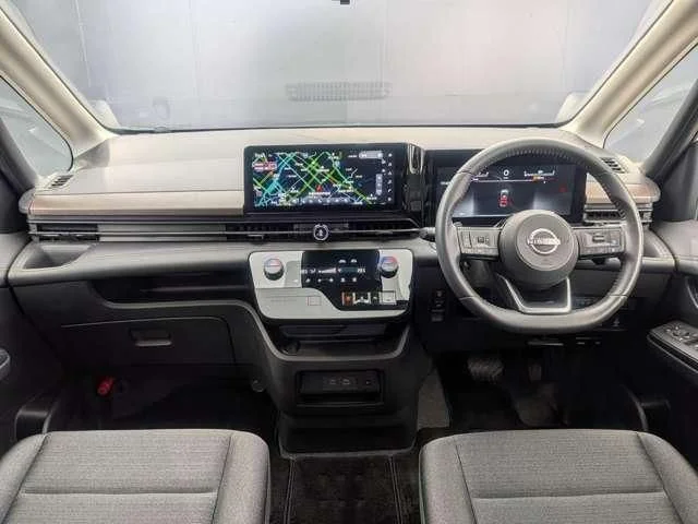 Nissan SERENA WG ハイウェイスター　V photo 3
