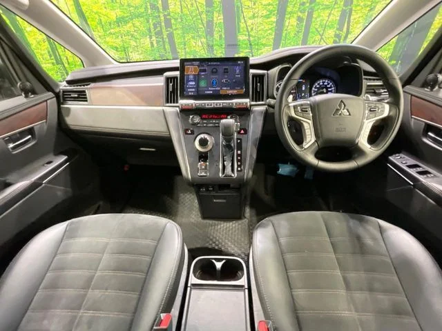 Mitsubishi DELICA D:5 4WD ジャスパー photo 4