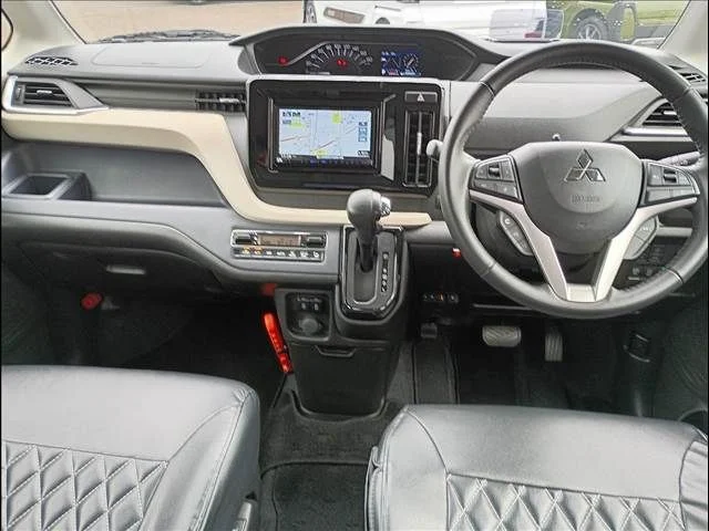Mitsubishi DELICA D:2 4WD ハイブリッドMZ　全方位カメラパッケージ photo 2