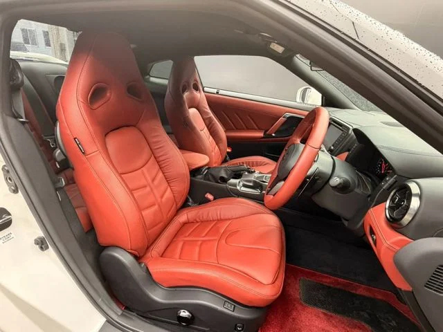 Nissan GT-R プレミアムエディション photo 4