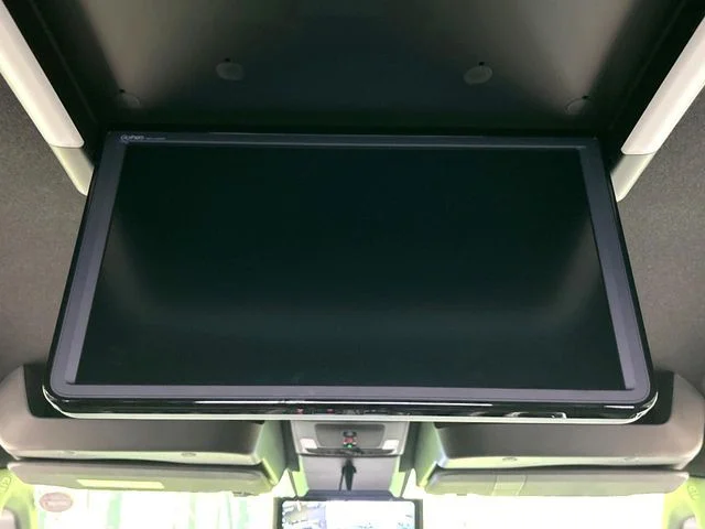 Honda STEPWAGON e:HEV SPADA プレミアムライン photo 3