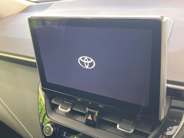 Toyota COROLLA sedan HYBRID G photo 3