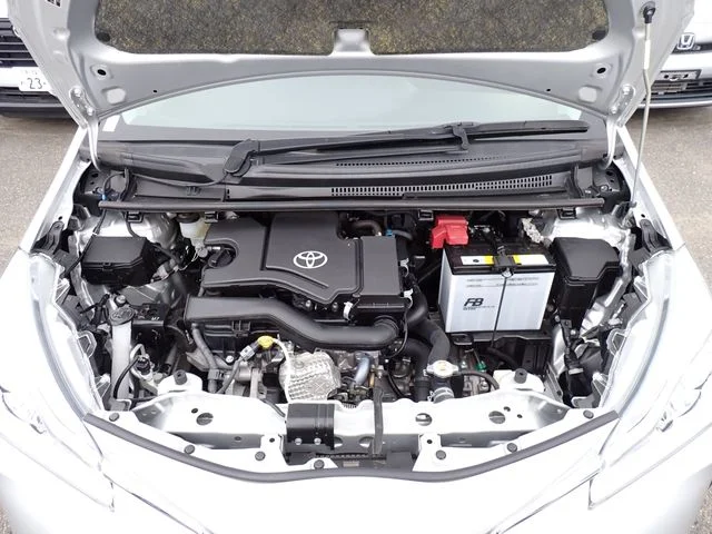 Toyota VITZ F　Mパッケージ photo 4