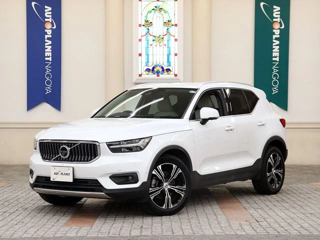 Volvo VOLVO XC40 B4　AWD　インスクリプション 2022