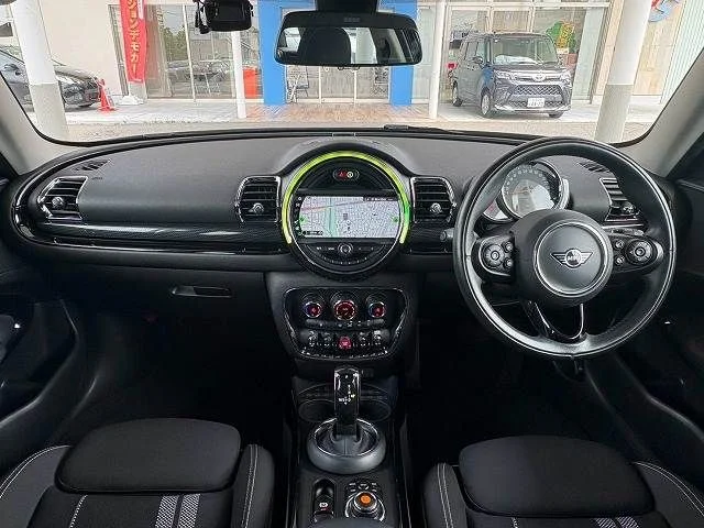 Bmw MINI COOPER SD CLUBMAN ベースグレード photo 2