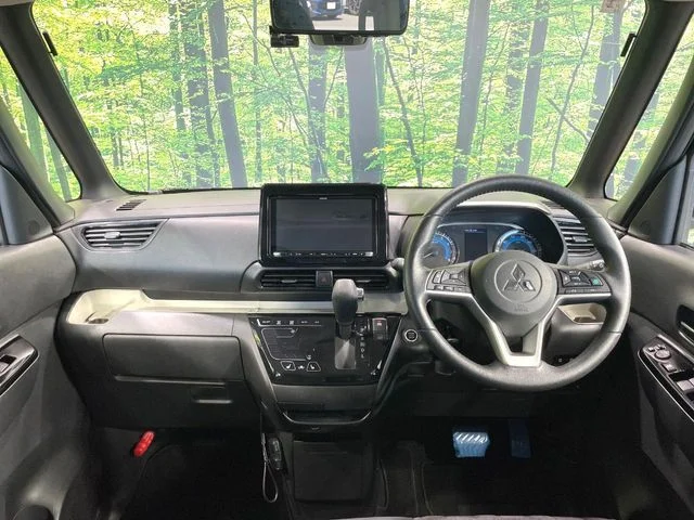 Mitsubishi DELICA MINI G　プレミアム photo 2