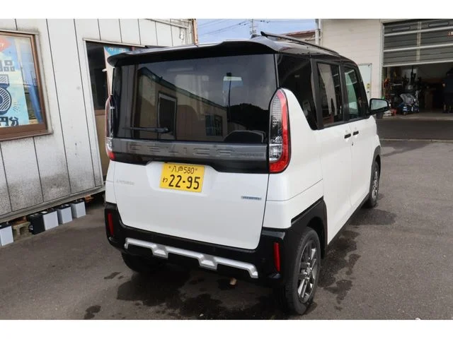 Mitsubishi DELICA MINI G photo 3