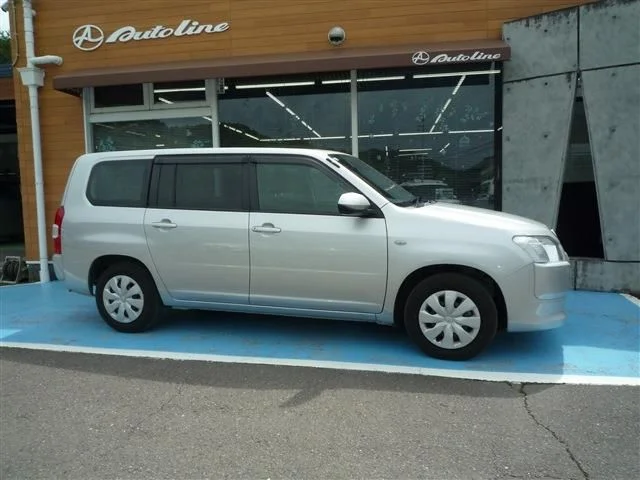 Toyota PROBOX van HYBRID F photo 3