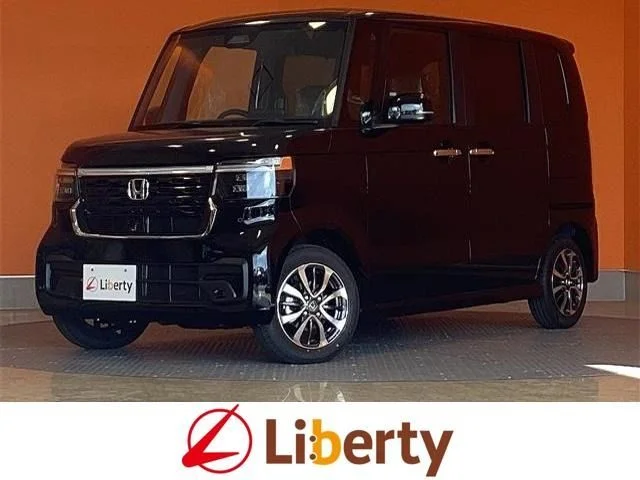 Honda N BOX CUSTOM ベースグレード 2025