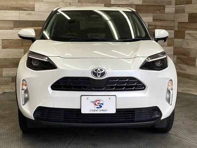 Toyota YARIS CROSS G photo 3