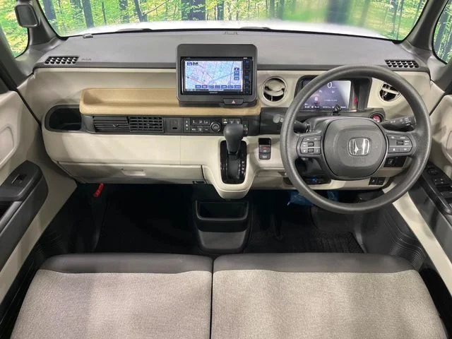 Honda N BOX ベースグレード photo 2