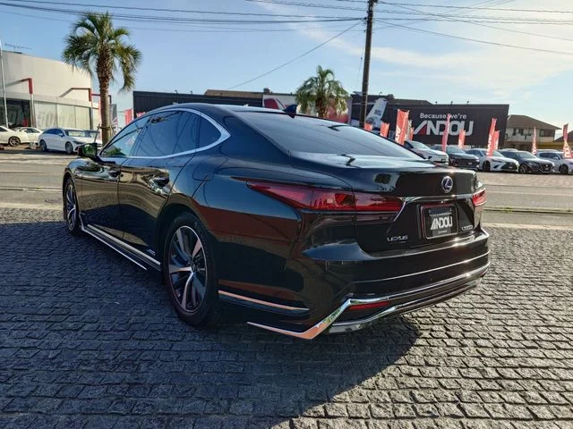 Toyota LEXUS LS500h Iパッケージ photo 3