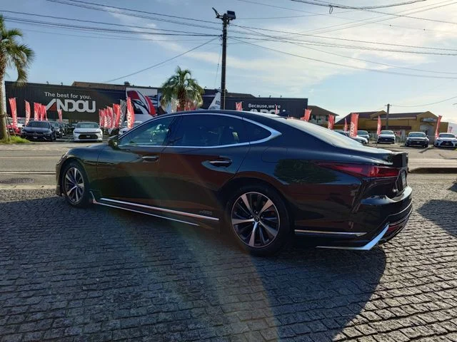 Toyota LEXUS LS500h Iパッケージ photo 4