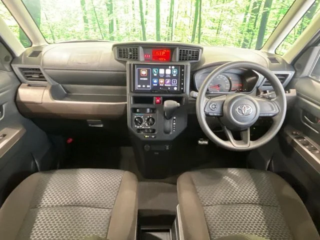 Toyota ROOMY X photo 2
