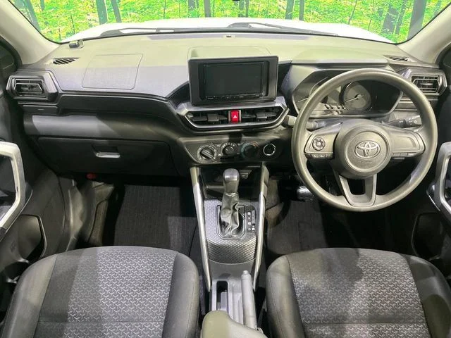 Toyota RAIZE X photo 2