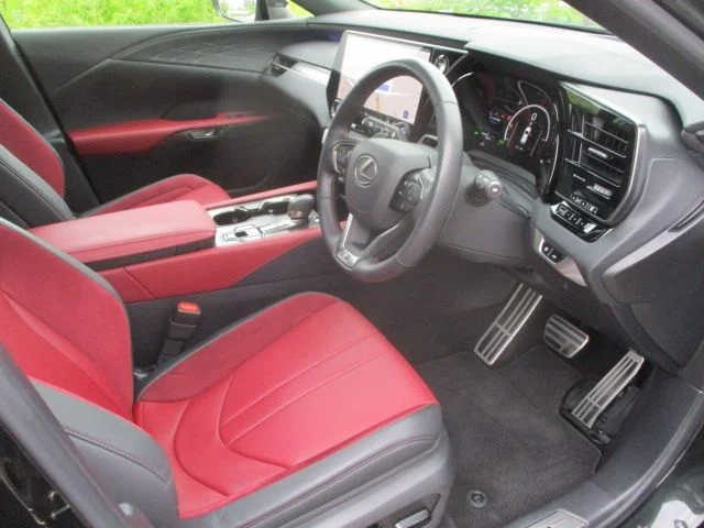 Toyota LEXUS RX500h Fスポーツ　パフォーマンス photo 2