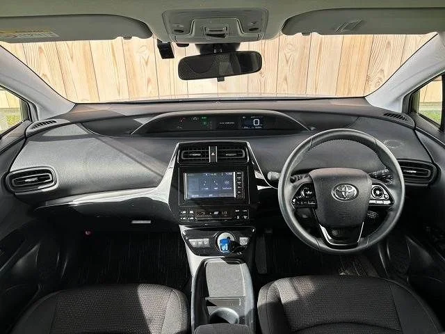 Toyota PRIUS S photo 2