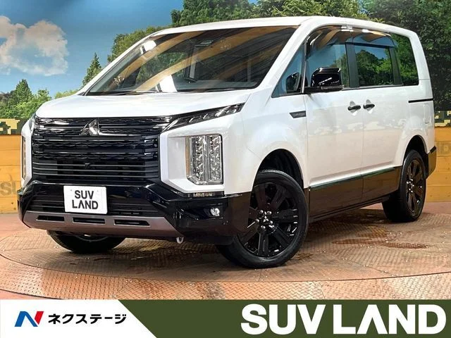 Mitsubishi DELICA D:5 4WD シャモニー 2024