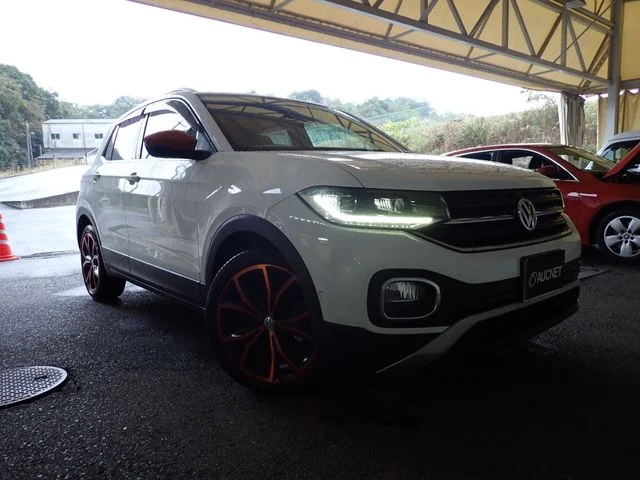 Volkswagen VOLKSWAGEN T-Cross TSI　1st　プラス 2020