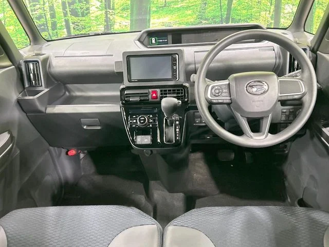Daihatsu TANTO CUSTOM X photo 2
