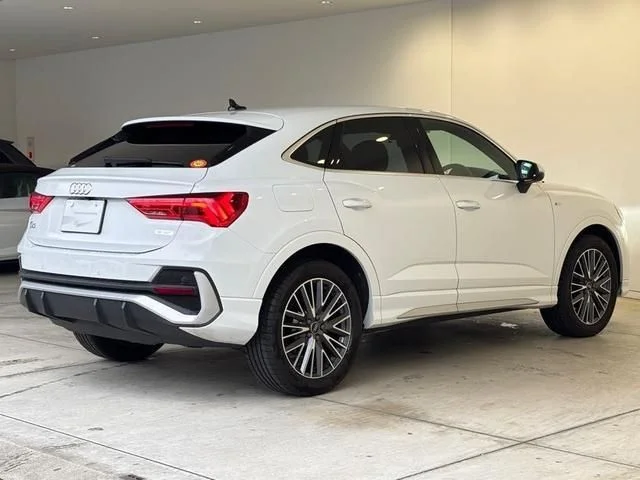 Audi AUDI Q3 SPORTBACK 35　TFSI　Sライン photo 3