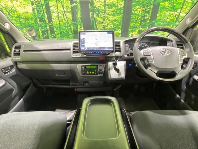 Toyota HIACE van 4WD スーパーGL　ロング photo 2